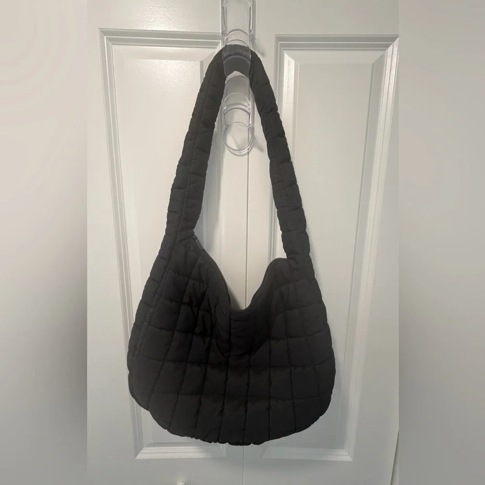 Black Puffer Shoulder Handbag Brand New! - Picture 1 of 5